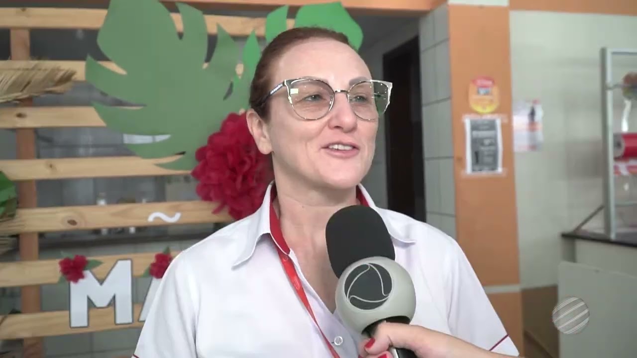 A REPÓRTER KAWANY MAXIMOVITZ VISITOU UMA LOJA DE MÓVEIS E ELETRODOMÉSTICOS DA CIDADE