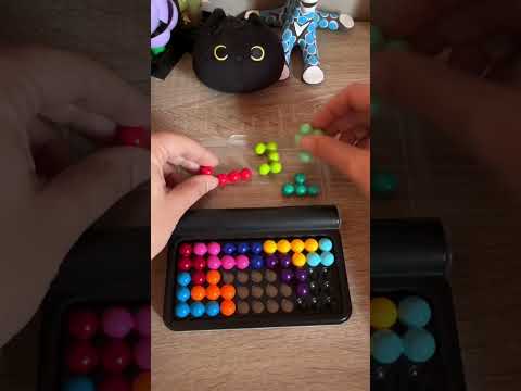 Smart Games IQ Puzzler Pro Level 24