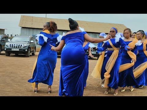 🔥CAROL MWAURA AMAZING DANCE SHAKING HER BEHIND 💓🍑