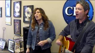 Jo Dee Messina Heads Carolina, Tails California