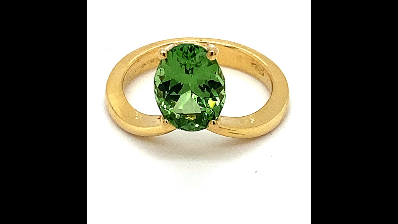 Tsavorite 2.42ct Solid 18K Yellow Gold Ring