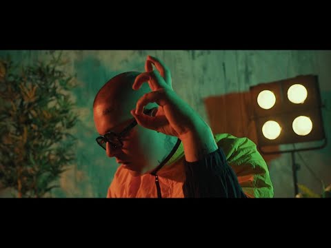 LOGE - Settimana della moda (Prod. InstaBoy)