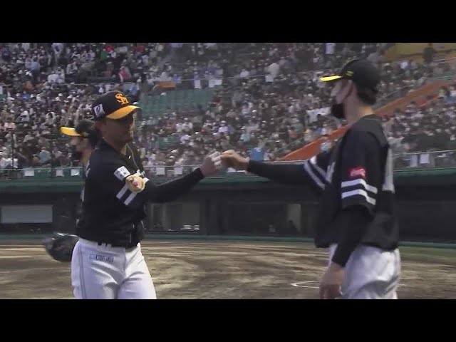 【2回裏】地元沖縄で躍動!! ホークス・東浜巨が同郷対決に負けじと3者凡退に抑えるピッチング!! 2022年5月17日 埼玉西武ライオンズ 対 福岡ソフトバンクホークス