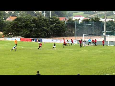 Lourinhanense-Futebol Benfica (21/5/2011) - Perigo para as redes de Formiga