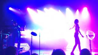Glasperlenspiel - Geiles Leben / Echt (Remix) live @ Stahlwerk Düsseldorf - 27.02.2016 (Tag X -Tour)
