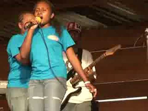 Tutuani from Sisiva band