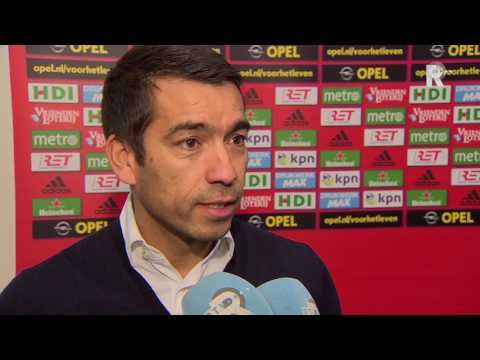 Giovanni van Bronckhorst na afloop van Feyenoord - PSV