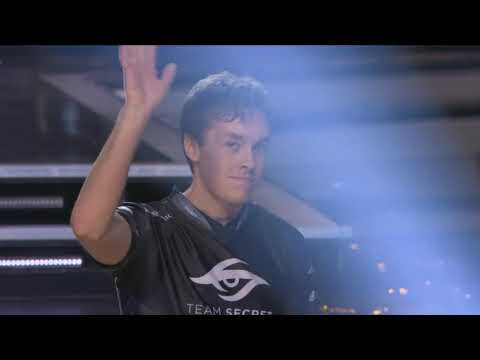 Новый MVP ESL One Katowice 2019, вручение ключей от Mercedes-Benz