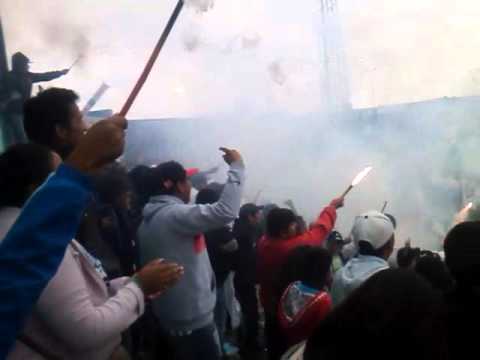 "Hinchada del lobo jujeño!!!" Barra: La Banda de la Flaca &bull; Club: Gimnasia y Esgrima Jujuy