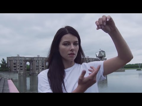 Pyrame - Platonic (feat. Moon Wave) (Official Music Video)