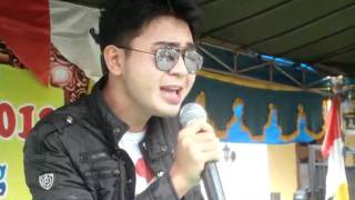 Download lagu Listen cover by Fiqri Firmansyah Live Indonesia mp3
