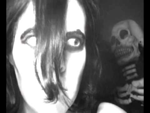Zombina and the Skeletones - Misfits on 45 (Halloween, Astro Zombies, Last Caress)