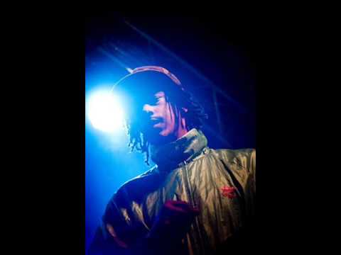 Näääk, sexfemman, mackan & nimo cheebs - Pissa på din stil