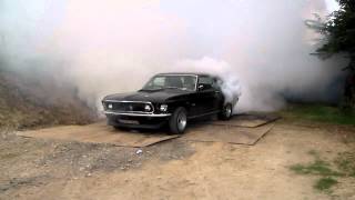 preview picture of video 'Barnyard Rumble Burnout 2012'
