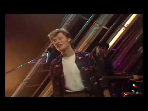Meneater - Daryl Hall & John Oates (1982) HD TOTP