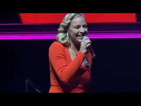 Markéta Konvičková - Já se vznáším [Live @ Pocta Hany Zagorové | Prague]