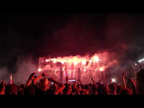 Decibel 2011 - eindshow - endshow + vuurwerk (HQ)