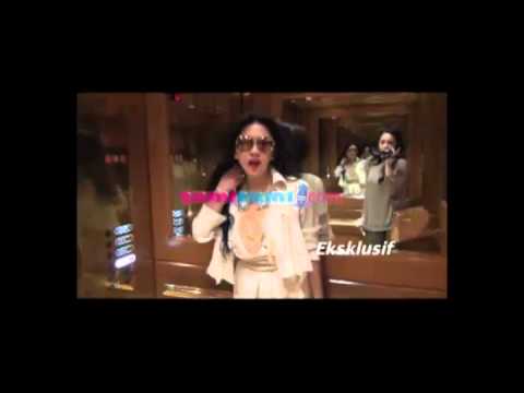 Liburan mewah ala Syahrini di Amerika Serikat - Intens 15 Januari 2013