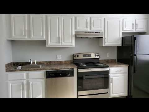 10093-2-Bedroom Townhouse | 1.5 Bathrooms | Utilities Included