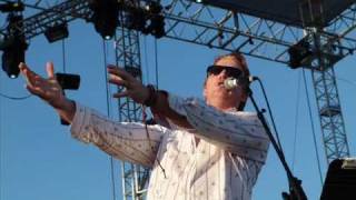 Desert Sessions - 02 - Dead In Love (Live Coachella Valley 04)