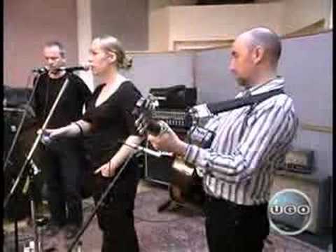 Isobel Campbell & Mark Lanegan - Revolver (Live)