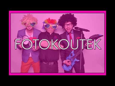 FOTOKOUTEK - Famous agency
