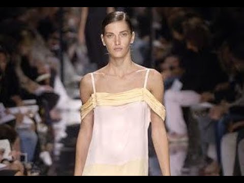 PRADA Spring 2006 Milan - Fashion Channel