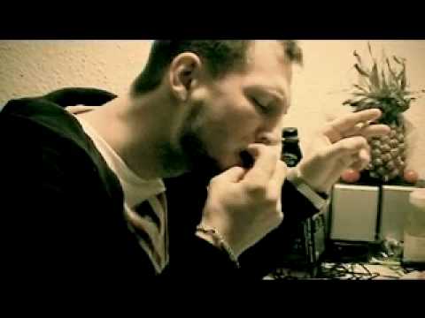 UNTERGRUNTER regenwetter