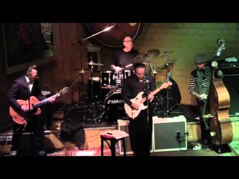 29.04.2012: Jimmie Vaughan + The Tilt a Whirl Band feat. Lou Ann Barton