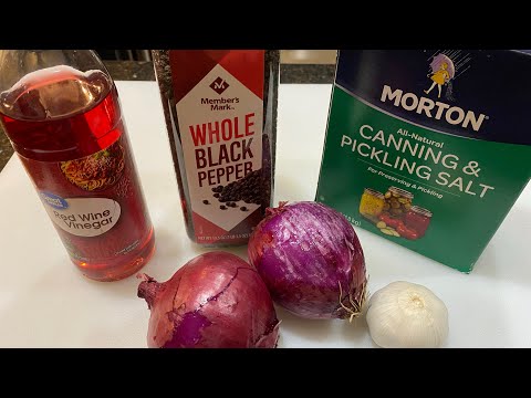 Quick & Delicious: Homemade Pickled Red Onions In Minutes! #redonion #pickledonions #canning