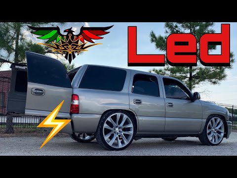 Tahoe Barn door Led Tail lights 00-06 Yukon
