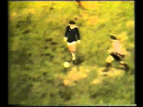 1976 Duncan McKenzie Famous Dribble  v Stoke