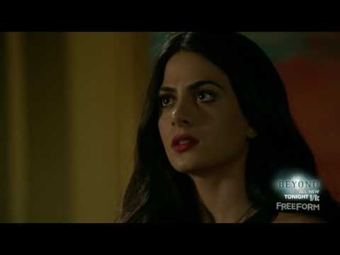 Shadowhunters 2x03 "Isabelle Makes a Deal with the Head" Scene Season 2 Episode 3