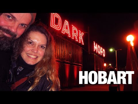 エム＆シャン - ホバートでの冒険 (ダーク・モフォ) (Em & Shan - Adventures In Hobart (Dark Mofo))