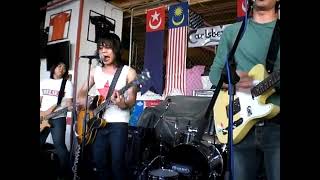Download lagu THE TIMES - KHAYAL KHAYALAN LIVE IN CITY PLAZA JOHOR BAHRU 2008 mp3
