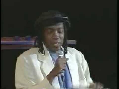 Milton Nascimento & Uakti - Dança dos Meninos - Heineken Concerts - 1996