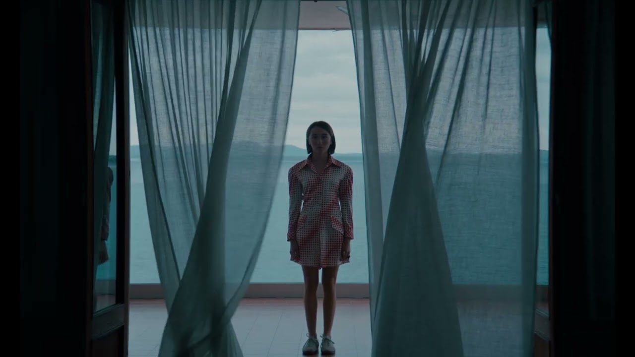 FORASTERA - by Lucía Aleñar Iglesias - First look teaser