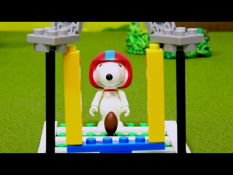 スヌーピー｜サッカーを蹴る|真新しいピーナッツストップモーション｜子供のためのビデオ｜スヌーピーのおもちゃ (Snoopy | Kick The Football| BRAND NEW Peanuts Stop Motion | Videos For Kids | Snoopy Toys)