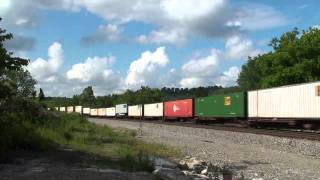 preview picture of video 'Norfolk Southern  Train 215 Tateville Kentucky 5-14-2011'