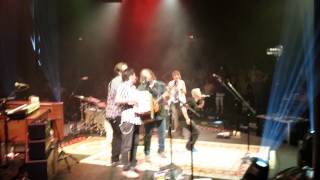 Jennifer Nettles Kristen Merlin