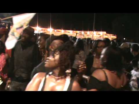 #2 Shuwayne Winchester performing @ XMAS Soca Extreme (Simon E! TV)