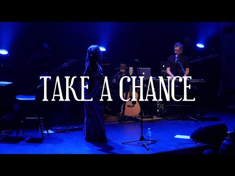 The Olivia Newton Band - Take a Chance (Live)