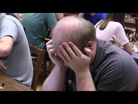 11.1. IM Gažík Viktor - GM Pacher Milan 1 - 0