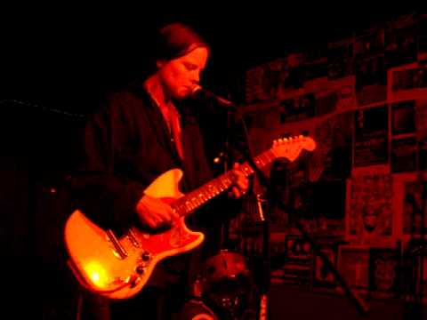 Scout Niblett - "I.B.D." - Live at PJ's Lager House - Detroit, Michigan - March 18, 2010 - Part 2