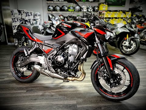 KAWASAKI Z 650 (35kW)-video-8