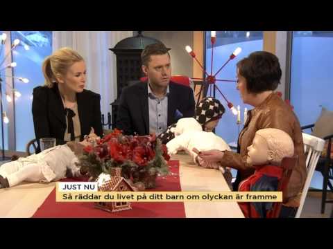 Så gör du om ditt barn sätter i halsen - Nyhetsmorgon (TV4)