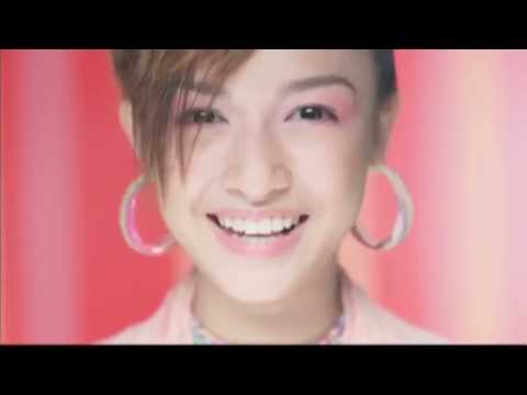 Viva White - Moisture Balm Chic on Lips (Beat Box)
