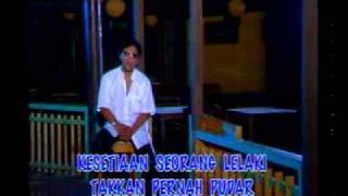 Download lagu Deddy Dores - Cintaku Takkan Berubah.mp4 mp3