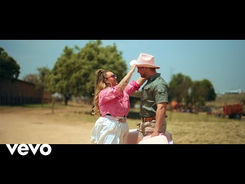Irene-Louise Van Wyk - Boertjie Voor My Deur (Official Music Video)