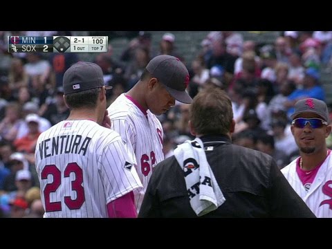 Thumbnail for MIN@CWS: Trainer checks on Quintana after pitch by Ween, Diego